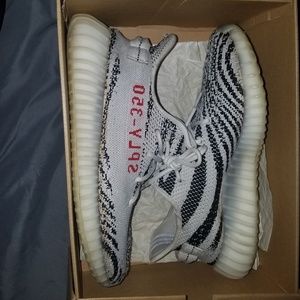 Yeezy 350 v2 Zebra (Used)
